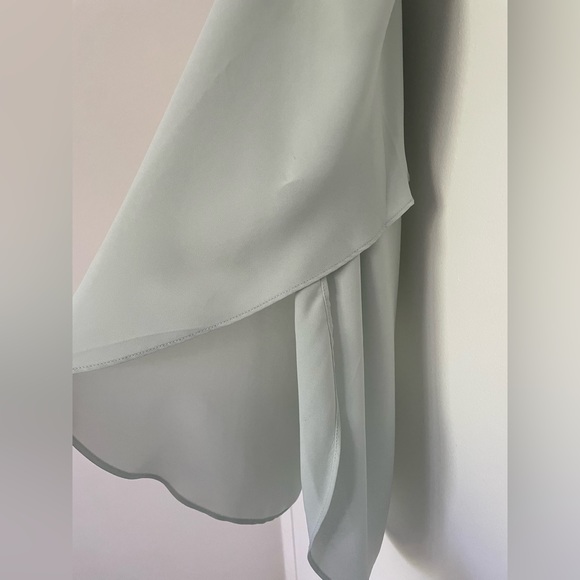 Light blue Banana Republic sleeveless top ☀️ - Picture 2 of 3